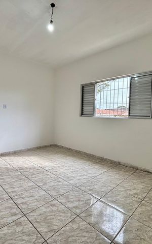Casa para alugar com 250m², 3 quartos e 2 vagas Casa para alugar com 250m², 3 quartos e 2 vagasQuarto