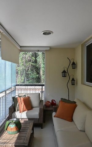Apartamento à venda com 83m², 3 quartos e 2 vagasVaranda