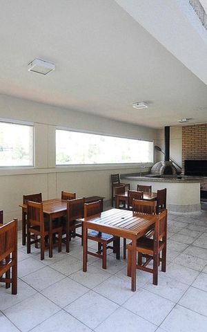 Apartamento à venda com 83m², 3 quartos e 2 vagasChurrasqueira