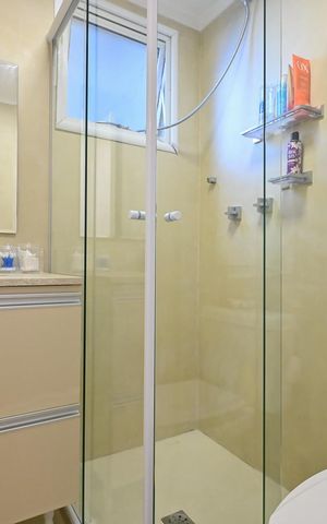 Apartamento à venda com 83m², 3 quartos e 2 vagasBanheiro da Suíte