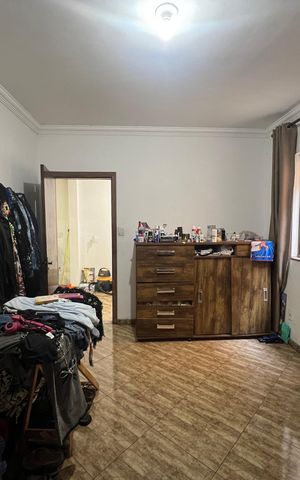 Casa à venda com 300m², 4 quartos e 4 vagas Casa à venda com 300m², 4 quartos e 4 vagasQuarto 1
