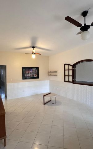 Casa de condomínio à venda com 124m², 3 quartos e 1 vaga Casa de condomínio à venda com 124m², 3 quartos e 1 vagaSala