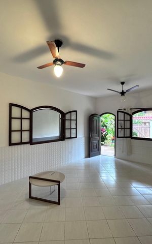 Casa de condomínio à venda com 124m², 3 quartos e 1 vaga Casa de condomínio à venda com 124m², 3 quartos e 1 vagaSala