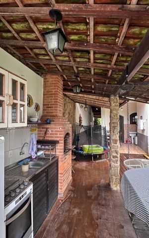 Casa de condomínio à venda com 124m², 3 quartos e 1 vaga Casa de condomínio à venda com 124m², 3 quartos e 1 vagaÁrea externa