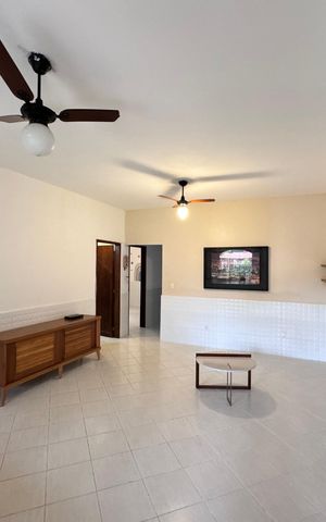 Casa de condomínio à venda com 124m², 3 quartos e 1 vaga Casa de condomínio à venda com 124m², 3 quartos e 1 vagaSala