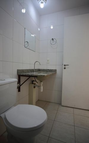 Apartamento para alugar com 55m², 2 quartos e 1 vagaBanheiro 