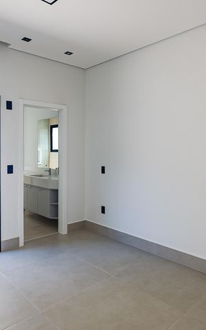 Casa de condomínio à venda com 134m², 3 quartos e 4 vagas Casa de condomínio à venda com 134m², 3 quartos e 4 vagasSuite