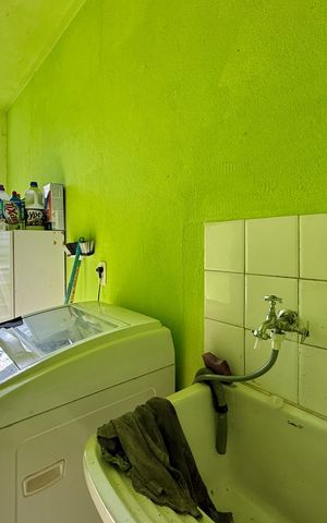 Casa para alugar com 60m², 2 quartos e 1 vaga Casa para alugar com 60m², 2 quartos e 1 vagaÁrea de Serviço
