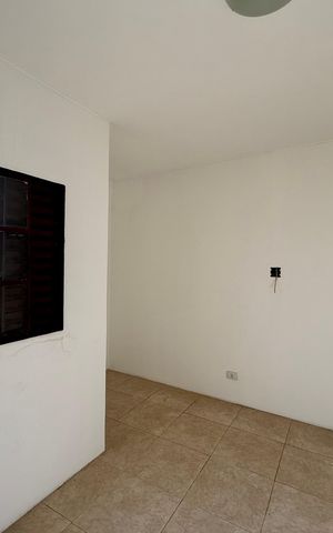 Casa para alugar com 60m², 2 quartos e 1 vaga Casa para alugar com 60m², 2 quartos e 1 vagaQuarto 1