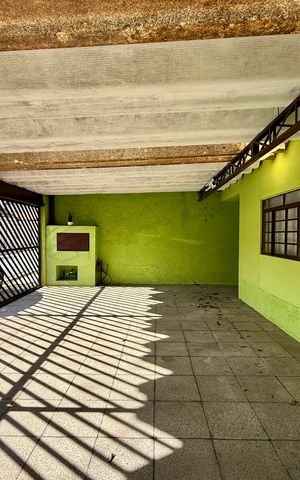 Casa para alugar com 60m², 2 quartos e 1 vaga Casa para alugar com 60m², 2 quartos e 1 vagaGaragem