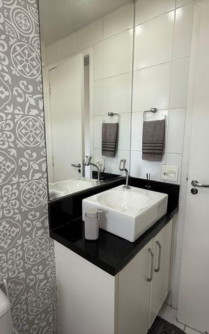 Apartamento à venda com 56m², 2 quartos e 1 vaga Apartamento à venda com 56m², 2 quartos e 1 vagaBanheiro