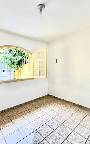 Casa para alugar com 65m², 2 quartos e 2 vagas Casa para alugar com 65m², 2 quartos e 2 vagasSuíte