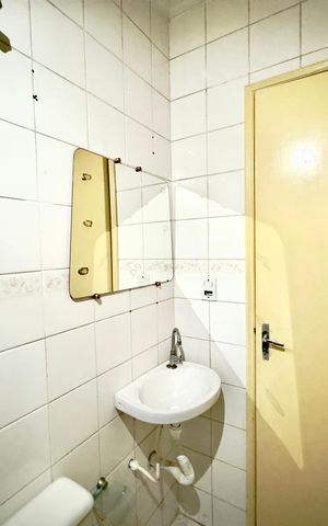 Casa para alugar com 65m², 2 quartos e 2 vagas Casa para alugar com 65m², 2 quartos e 2 vagasBanheiro social