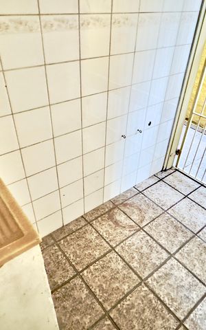 Casa para alugar com 65m², 2 quartos e 2 vagas Casa para alugar com 65m², 2 quartos e 2 vagasÁrea de Serviço