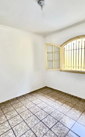 Casa para alugar com 65m², 2 quartos e 2 vagas Casa para alugar com 65m², 2 quartos e 2 vagasSuíte