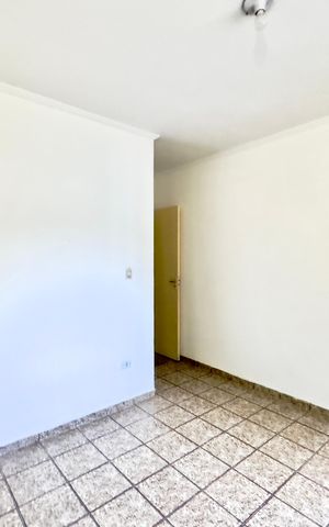 Casa para alugar com 65m², 2 quartos e 2 vagas Casa para alugar com 65m², 2 quartos e 2 vagasSuíte