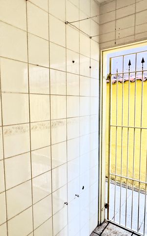 Casa para alugar com 65m², 2 quartos e 2 vagas Casa para alugar com 65m², 2 quartos e 2 vagasÁrea de Serviço