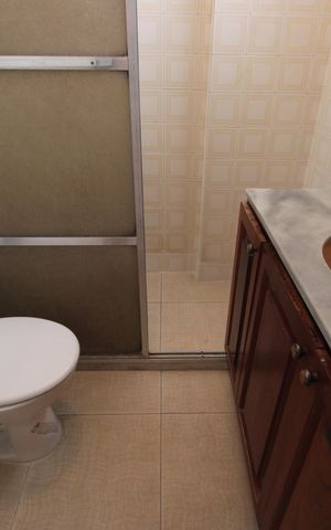 Apartamento à venda com 117m², 3 quartos e 1 vagaBanheiro da suíte