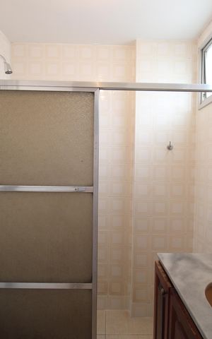 Apartamento à venda com 117m², 3 quartos e 1 vagaBanheiro da suíte