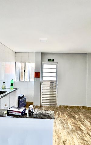 Casa para alugar com 300m², 3 quartos e 10 vagas