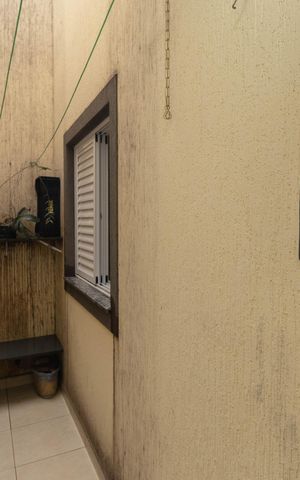 Casa à venda com 60m², 2 quartos e 1 vaga Casa à venda com 60m², 2 quartos e 1 vagaÁrea de Serviço