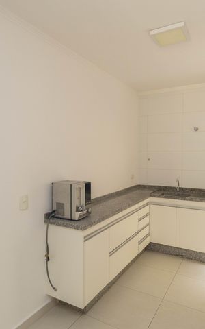Casa à venda com 60m², 2 quartos e 1 vaga Casa à venda com 60m², 2 quartos e 1 vagaCozinha