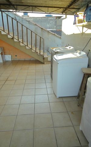 Casa à venda com 160m², 2 quartos e 4 vagasÁrea de serviço 