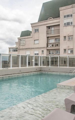 Studio à venda com 29m², 1 quarto e sem vaga Studio à venda com 29m², 1 quarto e sem vagaPiscina