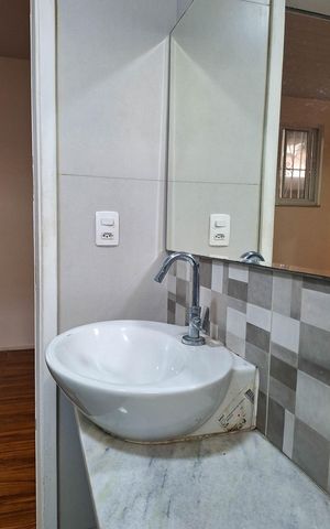 Casa para alugar com 180m², 2 quartos e 1 vaga Casa para alugar com 180m², 2 quartos e 1 vagaBanheiro