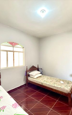 Casa à venda com 300m², 4 quartos e 3 vagas Casa à venda com 300m², 4 quartos e 3 vagasQuarto 1