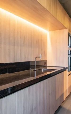 Apartamento para alugar com 75m², 2 quartos e 2 vagas Apartamento para alugar com 75m², 2 quartos e 2 vagasCozinha e Área de Serviço