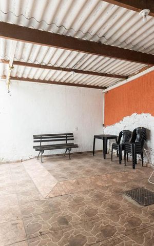 Casa para alugar com 143m², 5 quartos e sem vagaÁrea externa