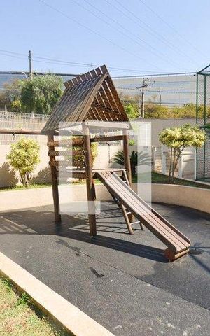 Apartamento para alugar com 70m², 3 quartos e 2 vagasÁrea comum - Playground