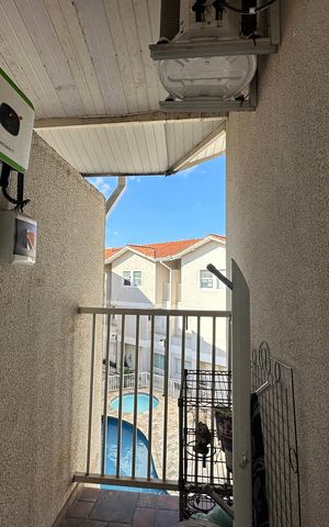Casa de condomínio à venda com 110m², 3 quartos e 2 vagas Casa de condomínio à venda com 110m², 3 quartos e 2 vagasVaranda