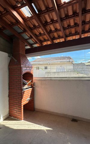 Casa de condomínio à venda com 110m², 3 quartos e 2 vagas Casa de condomínio à venda com 110m², 3 quartos e 2 vagasChurrasqueira