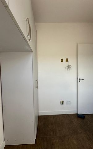 Casa de condomínio à venda com 110m², 3 quartos e 2 vagas Casa de condomínio à venda com 110m², 3 quartos e 2 vagasQuarto