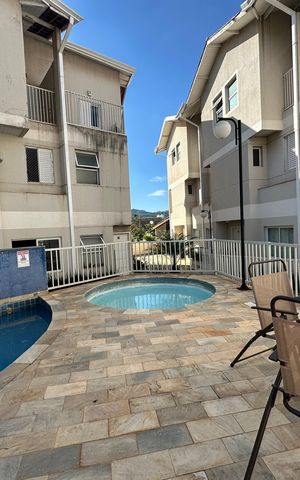 Casa de condomínio à venda com 110m², 3 quartos e 2 vagas Casa de condomínio à venda com 110m², 3 quartos e 2 vagasÁrea comum - Piscina