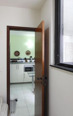Apartamento para alugar com 220m², 5 quartos e 3 vagasQuarto de Serviço