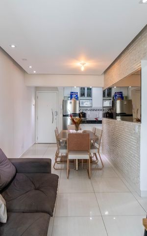 Apartamento à venda com 57m², 2 quartos e 2 vagas Apartamento à venda com 57m², 2 quartos e 2 vagasSala