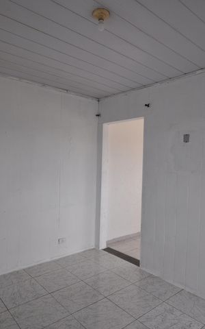 Casa à venda com 63m², 2 quartos e sem vagaQuarto 2