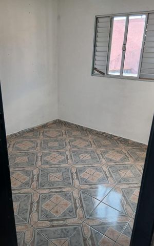 Casa à venda com 249m², 3 quartos e 2 vagas Casa à venda com 249m², 3 quartos e 2 vagasQuarto