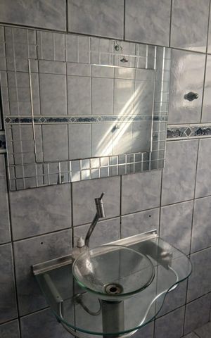 Casa à venda com 249m², 3 quartos e 2 vagas Casa à venda com 249m², 3 quartos e 2 vagasBanheiro