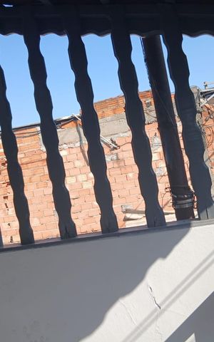 Casa à venda com 249m², 3 quartos e 2 vagas Casa à venda com 249m², 3 quartos e 2 vagasVaranda
