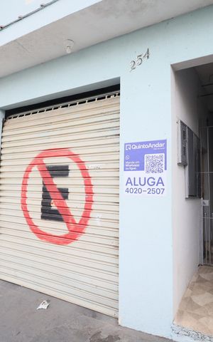 Casa para alugar com 32m², 1 quarto e sem vagaFachada