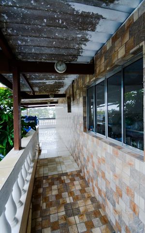 Casa à venda com 200m², 3 quartos e 2 vagasVaranda