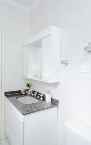 Casa à venda com 200m², 3 quartos e 2 vagasBanheiro Social