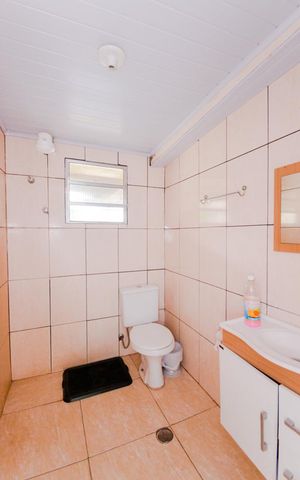 Casa à venda com 200m², 3 quartos e 2 vagasBanheiro da Edícula