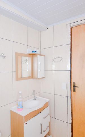 Casa à venda com 200m², 3 quartos e 2 vagasBanheiro da Edícula