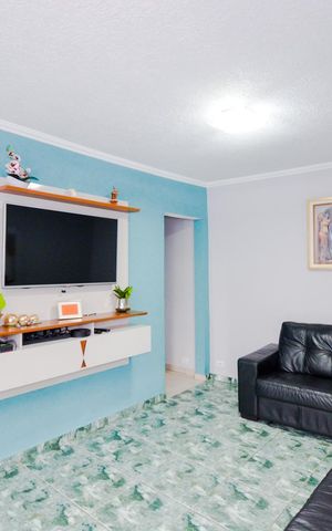 Casa à venda com 200m², 3 quartos e 2 vagasSala