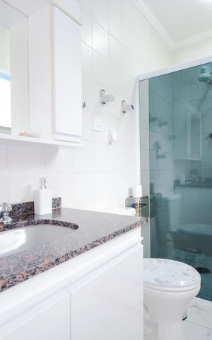 Casa à venda com 200m², 3 quartos e 2 vagasBanheiro Social